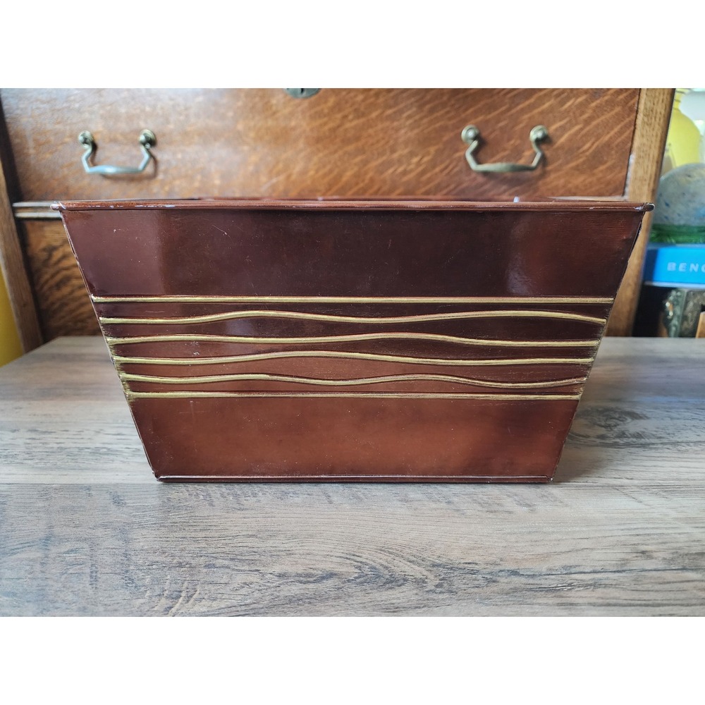 Harry&David metal tin